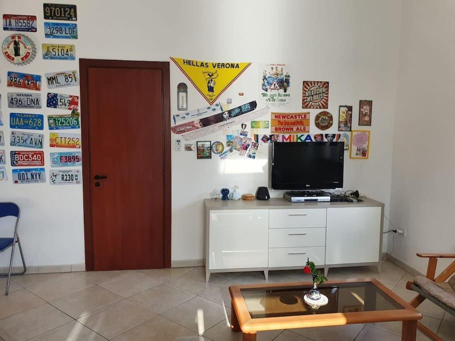 Fabio'S Place Aradeo Bagian luar foto